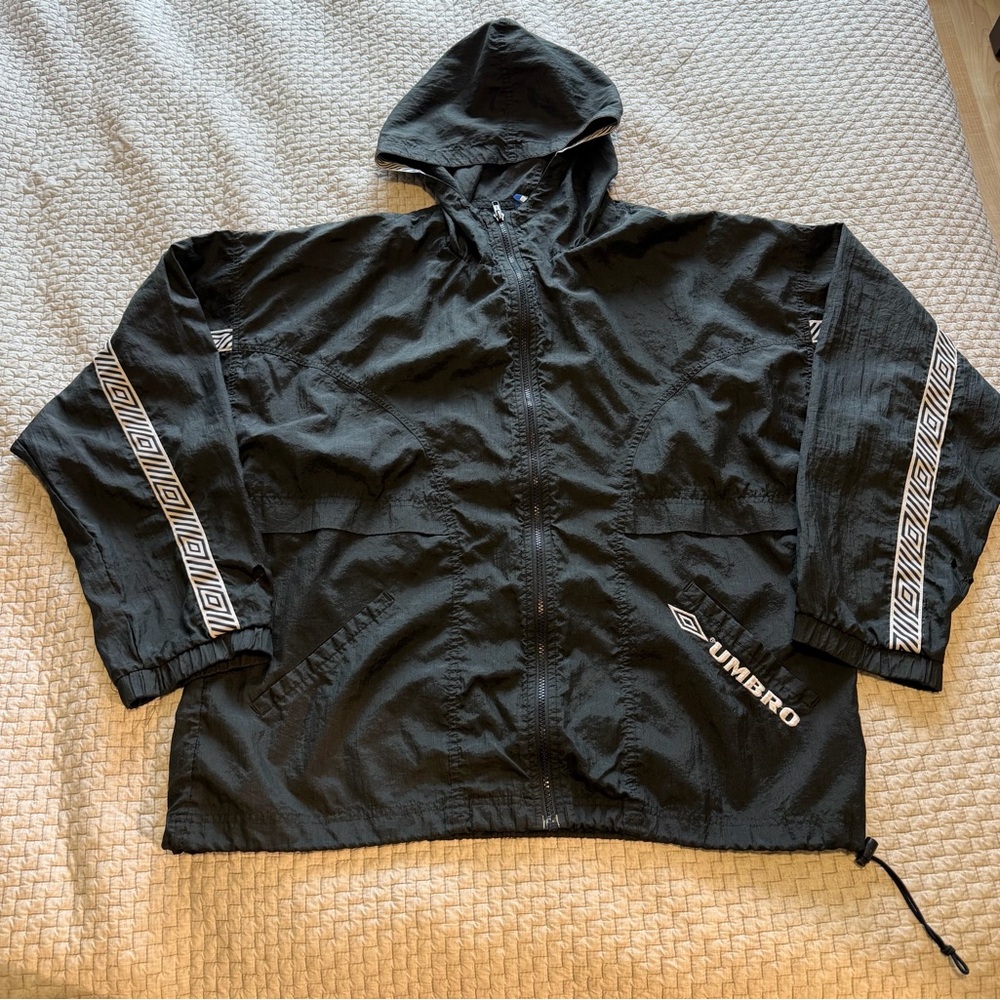 Vintage Umbro Black Nylon Rain Jacket Size Large